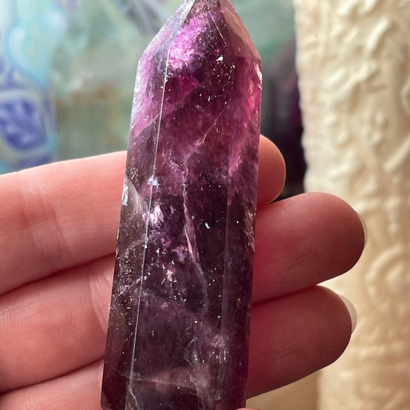 Dream amethyst and purple fluorite Genuine gemstone towers - Picture 4 of 10